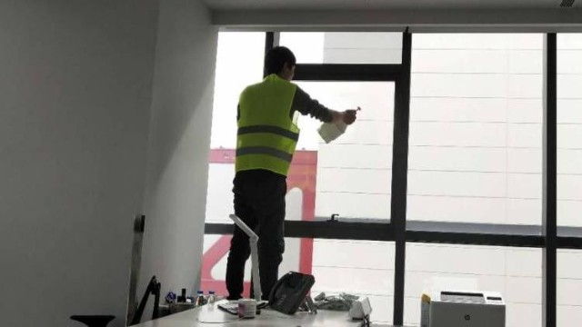 玻璃貼膜對(duì)建筑的作用都有哪些？