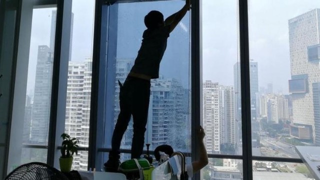 工廠(chǎng)辦公室需要貼隔熱玻璃膜嗎？